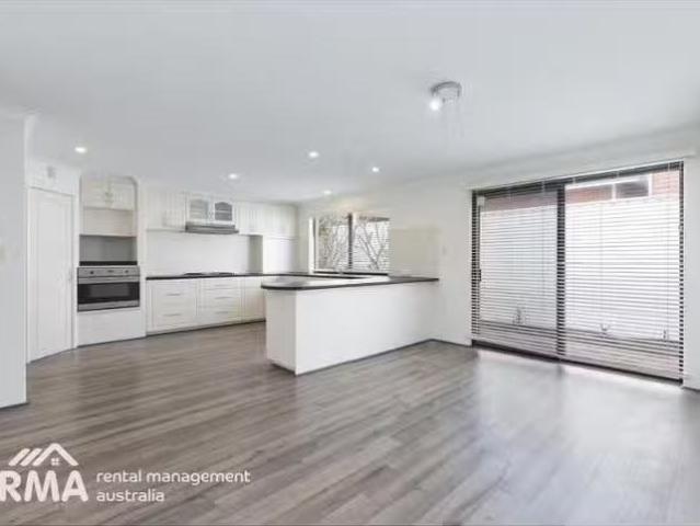 Just in! 2B Doney Street, Alfred Cove, WA 6154
