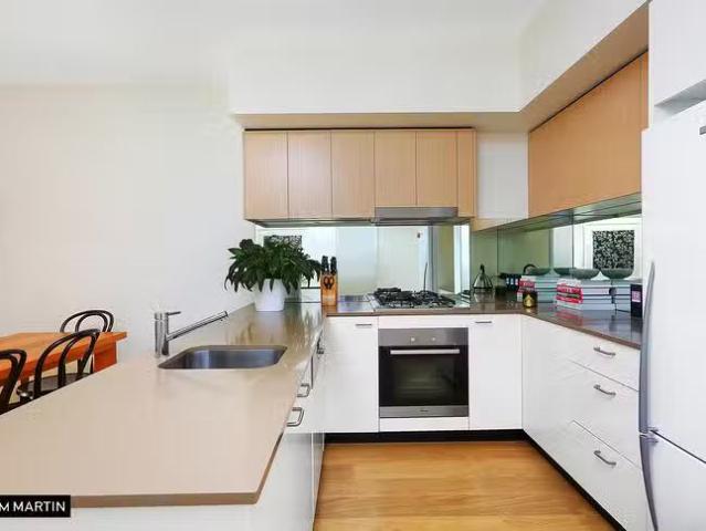 Charming 304/17 Gadigal Avenue, Zetland, NSW 2017