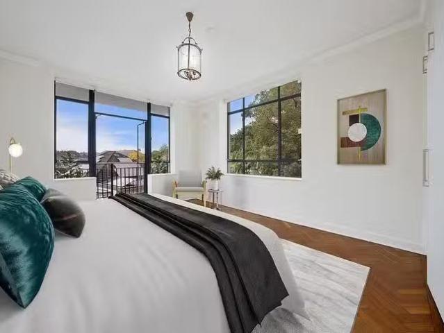 For Rent! 303/109 Darling Point Road, Darling Point, NSW 2027