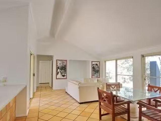 Just in! 30 Lima Street, Holmview, QLD 4207