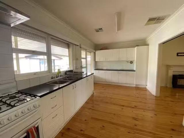 Just in! 30 Marden Road, Marden, SA 5070