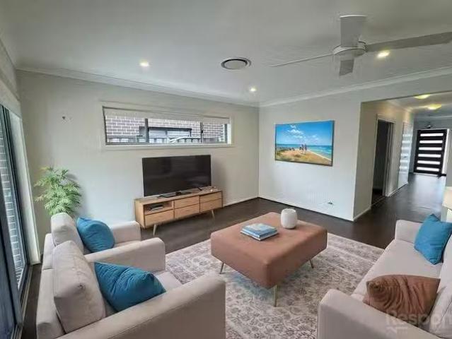 Cozy 30 Romagnola Street, Box Hill, NSW 2765