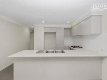 Rental! 30A Augusta Close, Heddon Greta Townhouse for rent Li.
