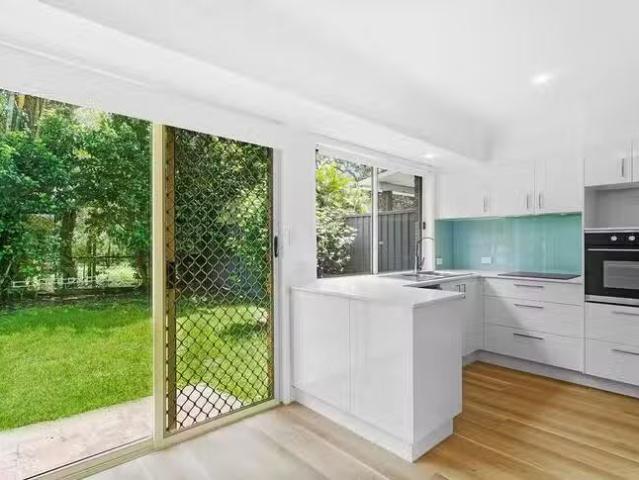 Cozy 3/15 Adventure Avenue, Oxenford, QLD 4210