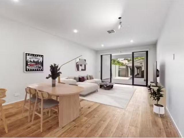 Unique 3/16 18 Ninth Street, Bowden House for rent Listed by.