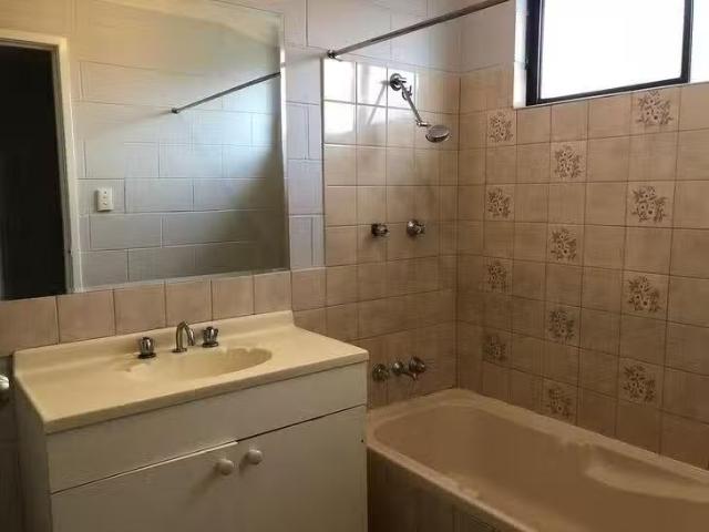 Just in! 3/114A Moran Street, Victory Heights, WA 6432