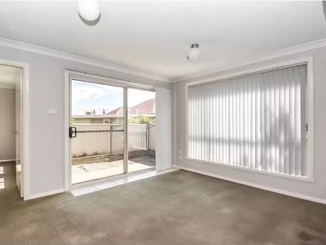 Nice 3/11 Nile Street, Orange Apartment for rent Listed by Be.