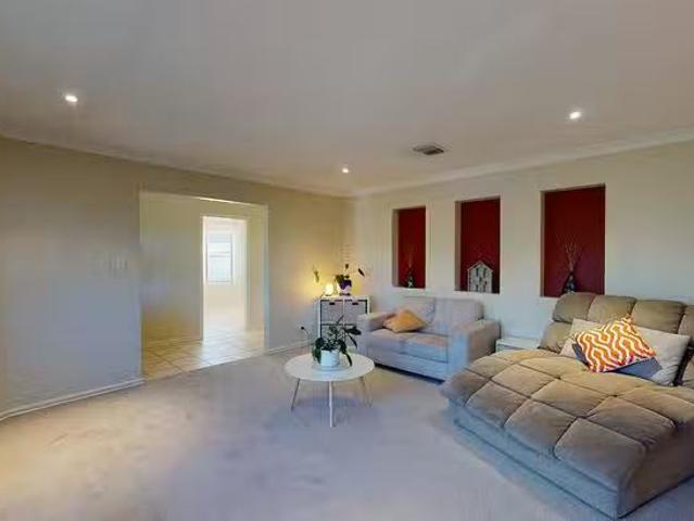 New 31 Carnoustie Drive, Dubbo, NSW 2830