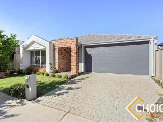 Deal! 31 Crimson Boulevard, Forrestfield, WA 6058