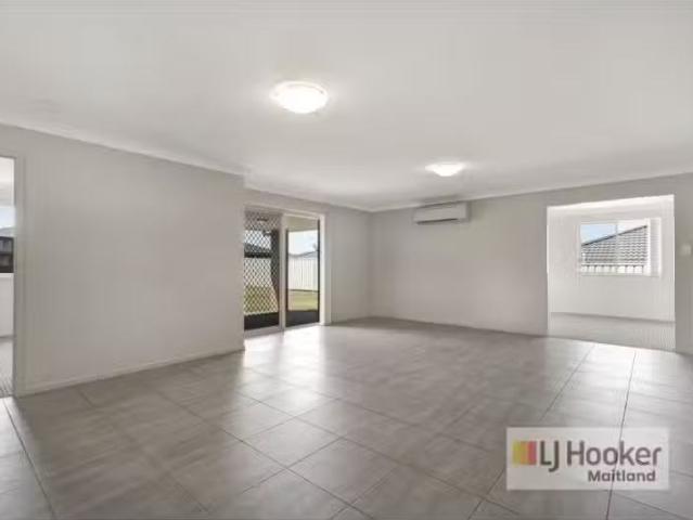 For Rent! 31 Ellie Avenue, Raworth House for rent Listed by H.