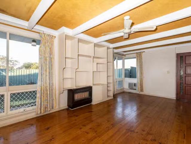 Just in! 31 Mirrimar Crescent, Reynella SA 5161