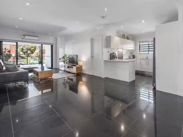 Rental! 3/27 Manson Parade, YERONGA, QLD 4104 Apartment for.