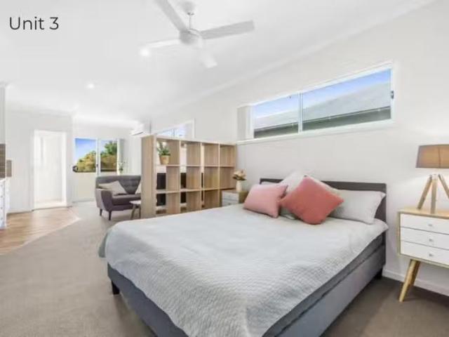 Deal! 3/236 Stradbroke Avenue, Wynnum, QLD 4178