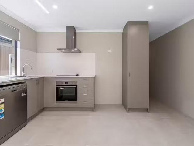 Deal! 32B Tavistock Street, Baldivis, WA 6171