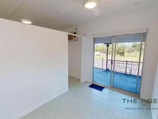 Rental! 3/375 Lakes Creek Road, Koongal, QLD 4701