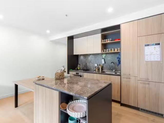 Unique 3/31 Prince Edward Avenue, Mckinnon VIC 3204