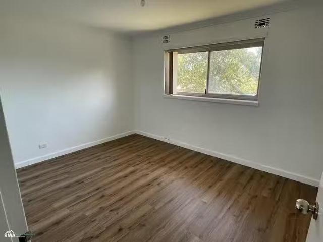Deal! 33/3 Wilkerson Way, Withers, WA 6230