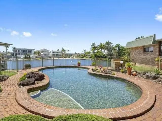Unique 33 39 Hooker Boulevard, Broadbeach Waters, QLD 4218