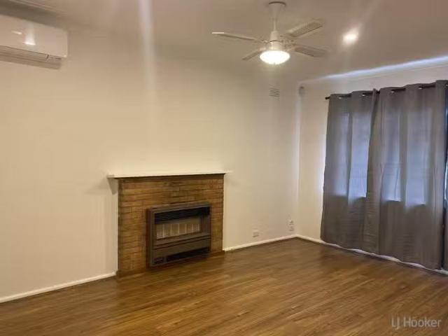 Rental! 33 Beuron Road, Altona North VIC 3025
