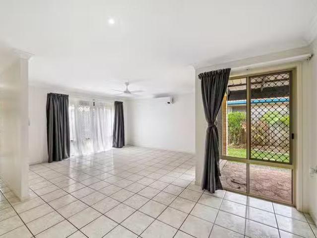Unique 33 Jules Square, Currimundi, QLD 4551