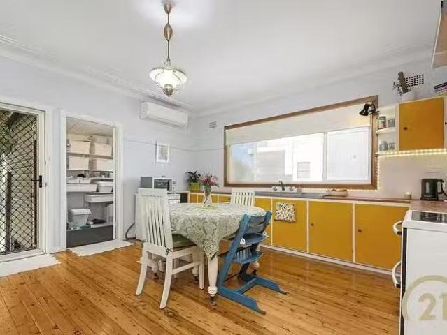 For Rent! 33 Lock Street, Blacktown, NSW 2148
