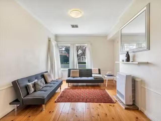 Cheap 33 Lexington Road, Henley Beach South, SA 5022