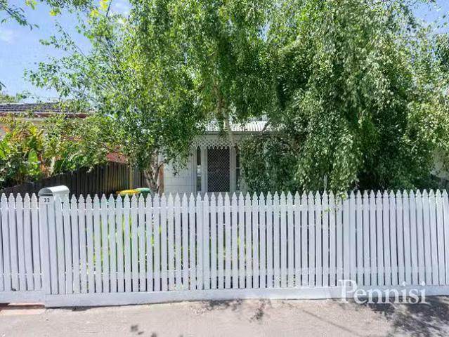 For Rent! 33 Moore Street, Footscray, VIC 3011