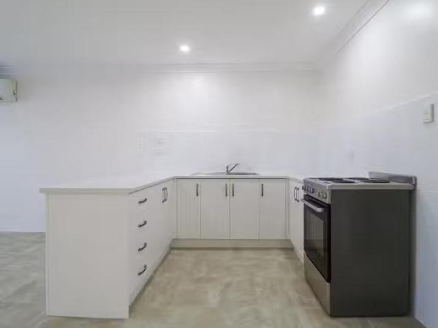 For Rent! 3/3 Murray Street, West Gladstone, QLD 4680