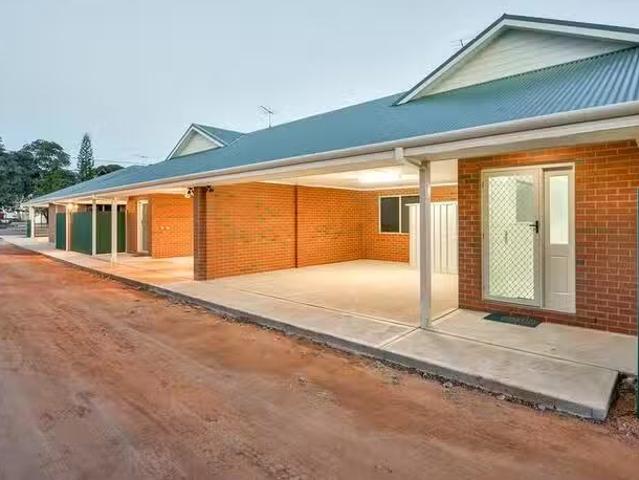 Deal! 3/48 Brookman Street, Boulder, WA 6432