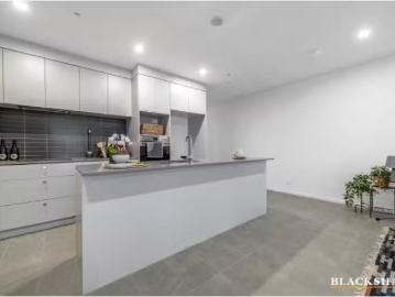 Nice 34/28 Beechworth Street, Watson Apartment for rent Liste.