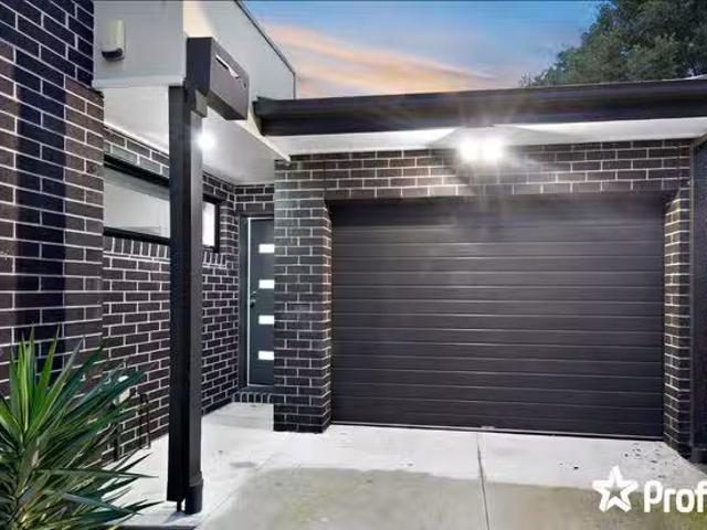 Charming 3/43 Mc Arthur Avenue, St Albans VIC 3021