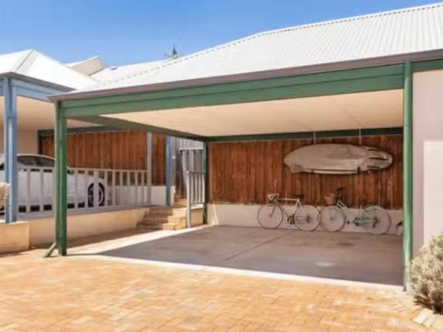 Nice 34 Speedy Cheval Street, East Fremantle, WA 6158