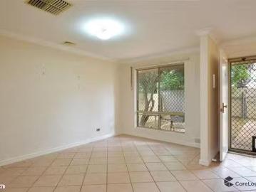 Moruya, Eurobodalla County - Garden, Parking