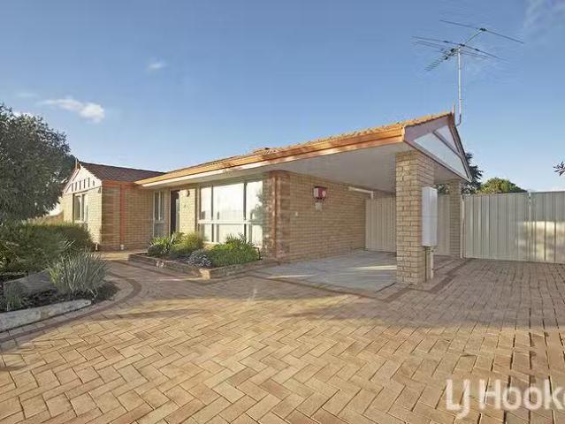 For Rent! 35 Casuarina Drive, Halls Head, WA 6210