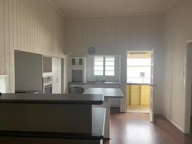 Unique 35 Bowen Street, Roma, QLD 4455