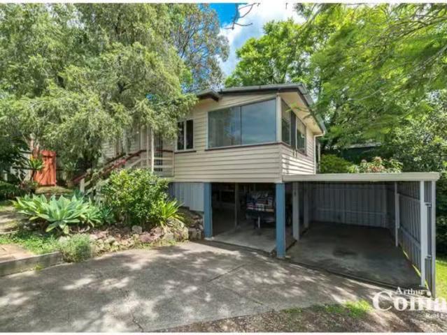 New 35 Equinox Street, Taringa QLD 4068