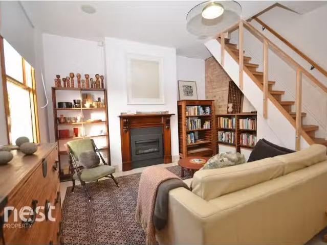 Just in! 35 Feltham Street, NORTH HOBART House for rent Liste.