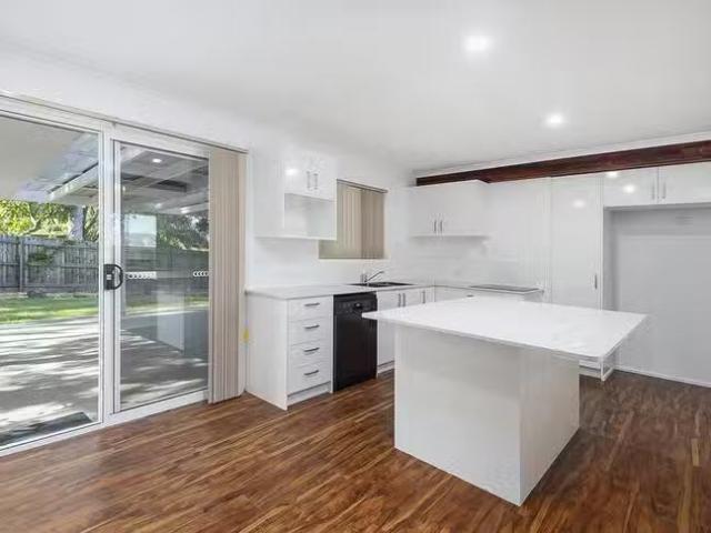 Unique 35 Trinette Street, Shailer Park, QLD 4128