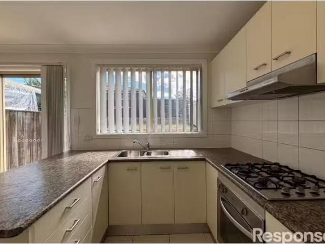 Charming 35B Baxter Crescent, Glendenning House for rent List.