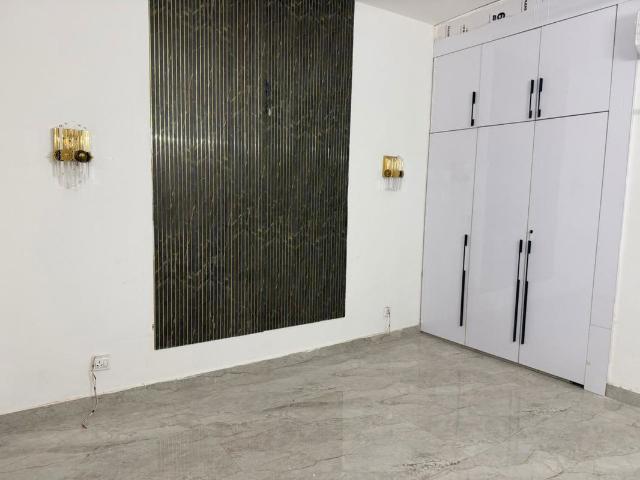 Rental | 360 Sq.Mt. Villa in Sector 36