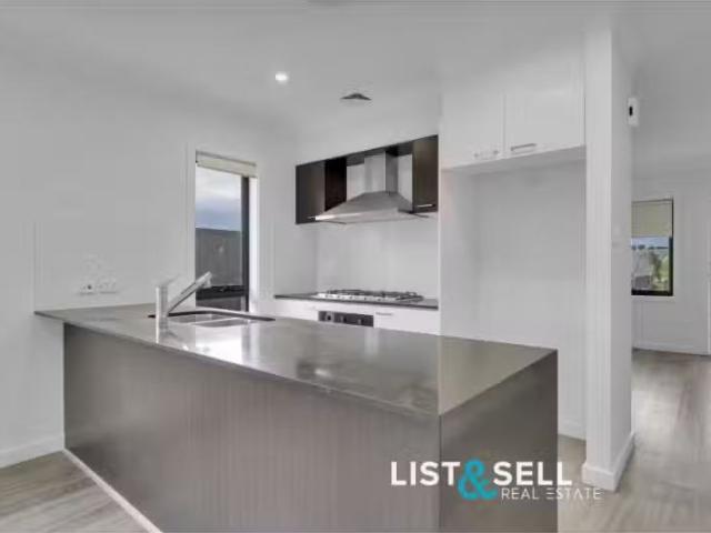 Nice 36 Capparis Lane Lane, Leppington House for rent Listed.