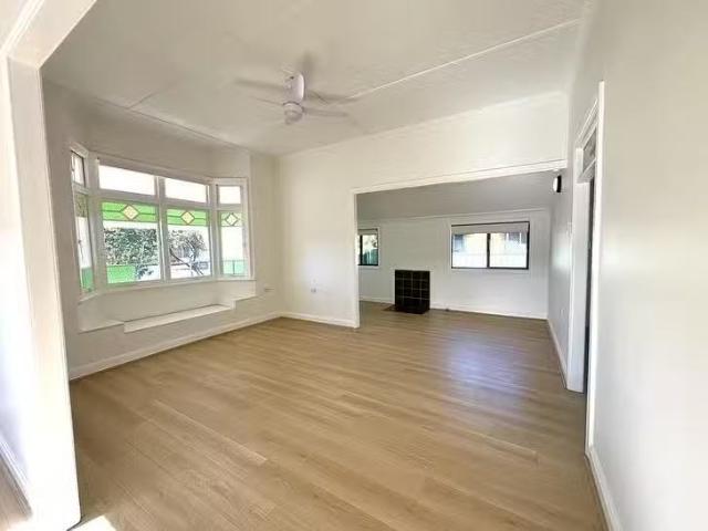 Charming 36 Boyce Street, Taree, NSW 2430