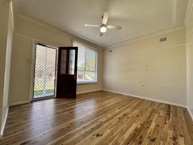 Just in! 36 Naman Street, Dubbo, NSW 2830