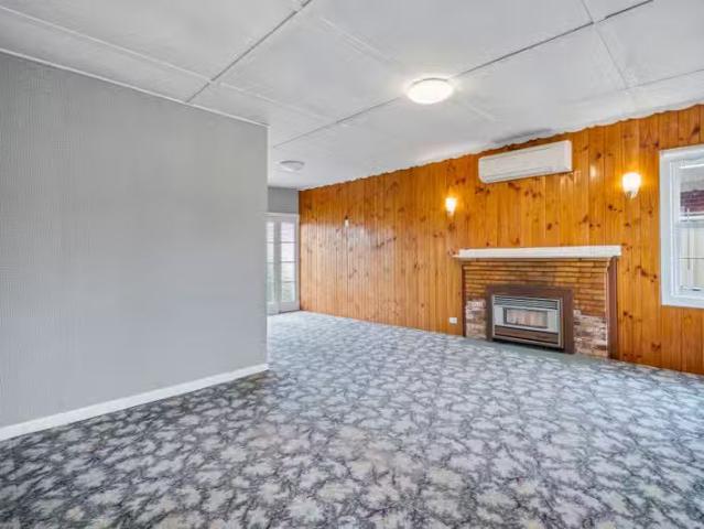 New 36 Watt Avenue, Oak Park VIC 3046