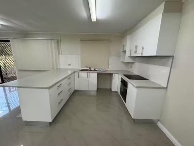 Nice 36a Hillcrest Rd, Yarramundi House for rent Listed by Ca.
