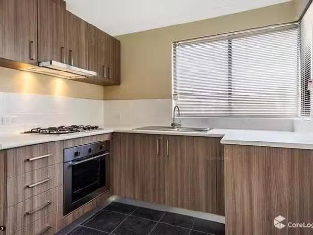 Cheap 3/71 Kingaroy Drive, Baldivis, WA 6171