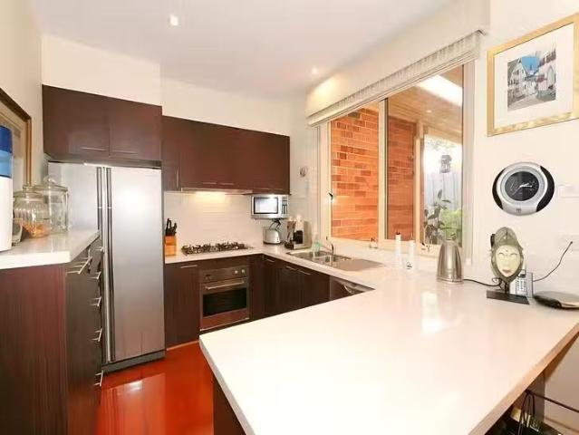 Cozy 3/7 May Street, Doncaster East, VIC 3109