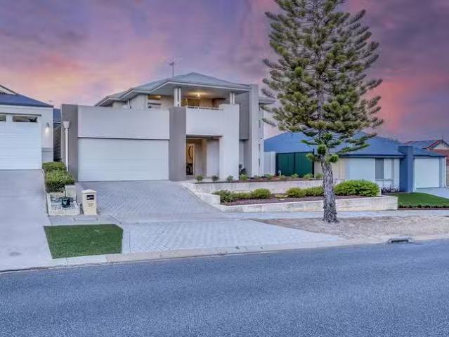 Cheap 37 Northport Boulevard, Wannanup, WA 6210