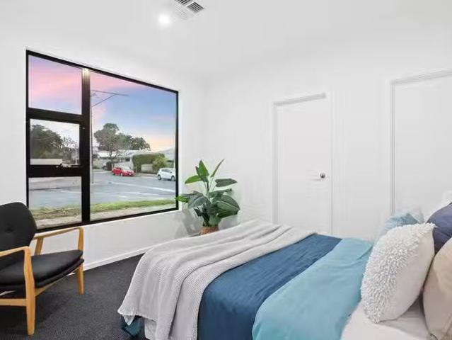 Deal! 37 Trent Avenue, Klemzig, SA 5087