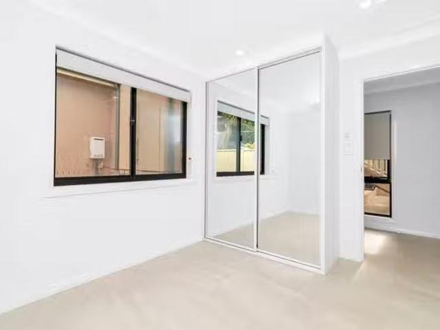 For Rent! 37A Arnott Road, Marayong, NSW 2148